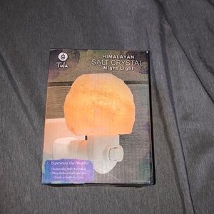 Himalayan salt crystal night light